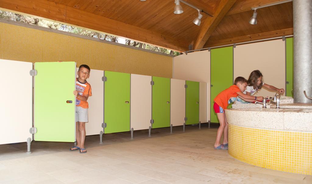 Camping Village Le Esperidi Marina Di Bibbona Extérieur photo