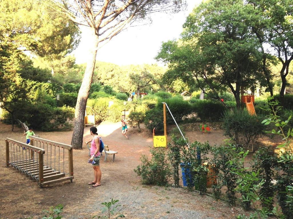 Camping Village Le Esperidi Marina Di Bibbona Extérieur photo