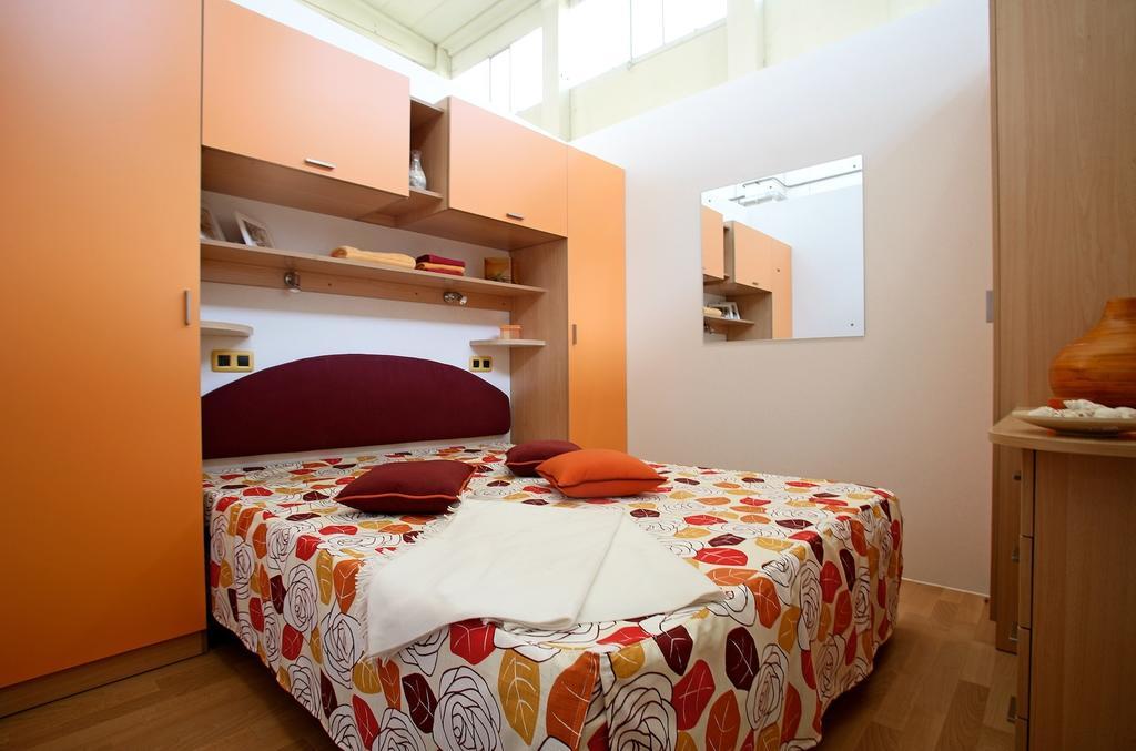 Camping Village Le Esperidi Marina Di Bibbona Chambre photo