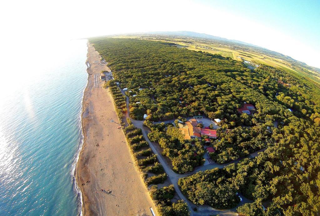 Camping Village Le Esperidi Marina Di Bibbona Extérieur photo