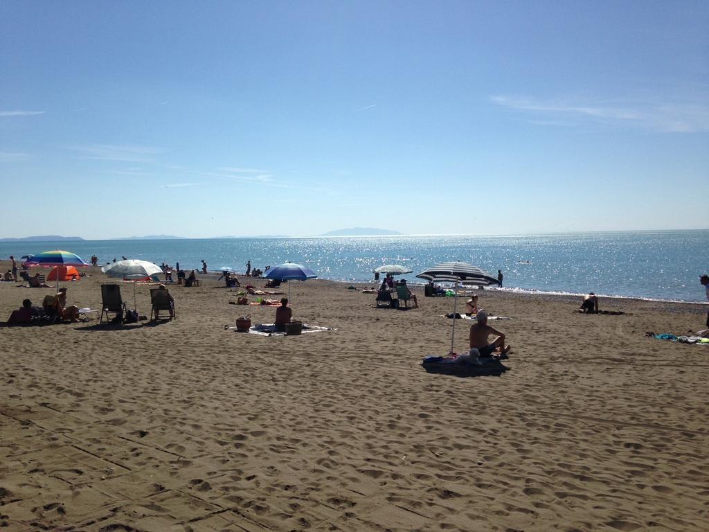 Camping Village Le Esperidi Marina Di Bibbona Extérieur photo