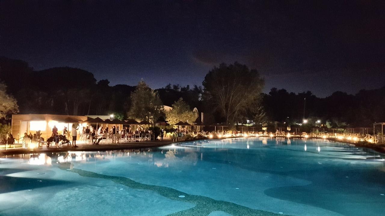 Camping Village Le Esperidi Marina Di Bibbona Extérieur photo