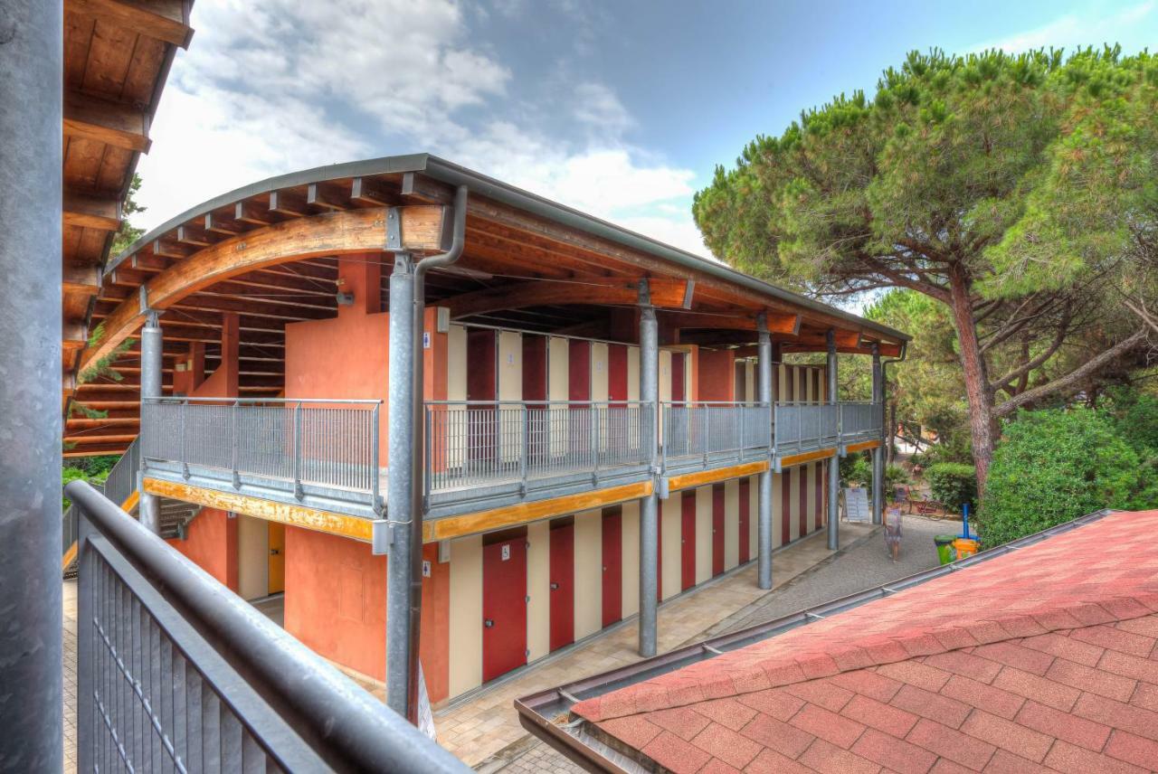 Camping Village Le Esperidi Marina Di Bibbona Extérieur photo