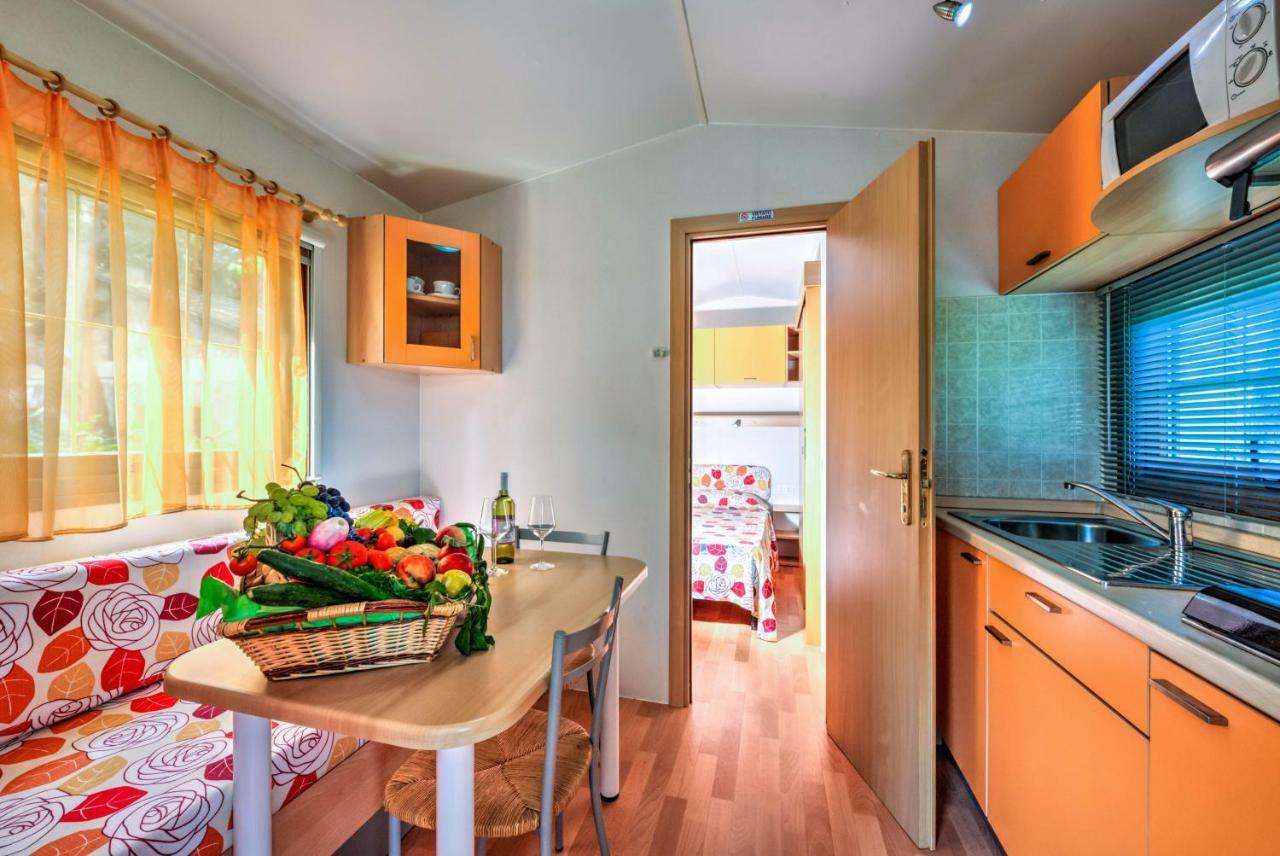 Camping Village Le Esperidi Marina Di Bibbona Extérieur photo
